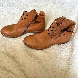 A.S.98 Zada Tan Cutout Leather Ankle Boots Size 40 (EUR)